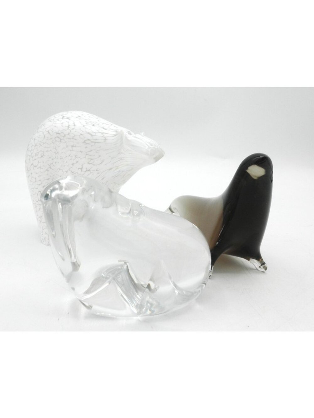 Art Glass Lovers Polar Collection Walrus Polar Bear Seal Lot of 3 Paperweights